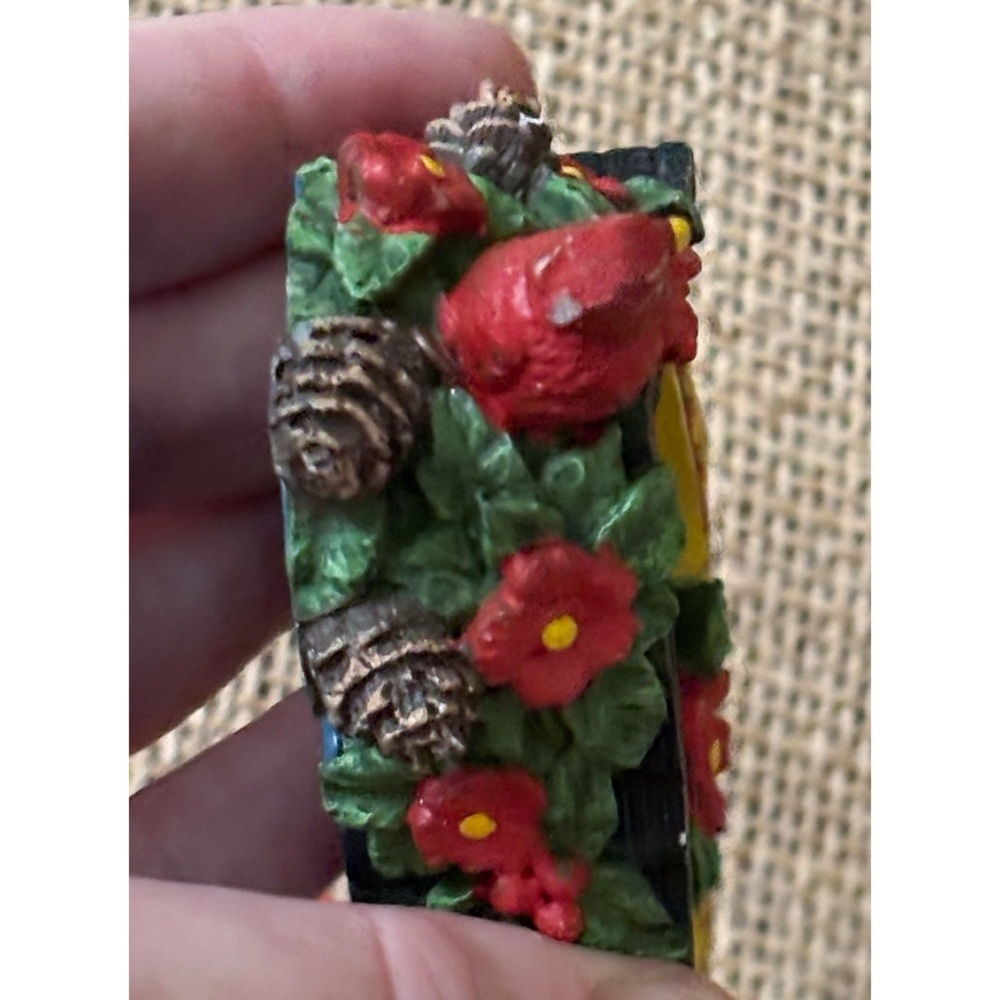 Vintage Resin Cuckoo Clock Christmas Ornament Folk Art Nordic Style Holiday - Picture 6 of 7